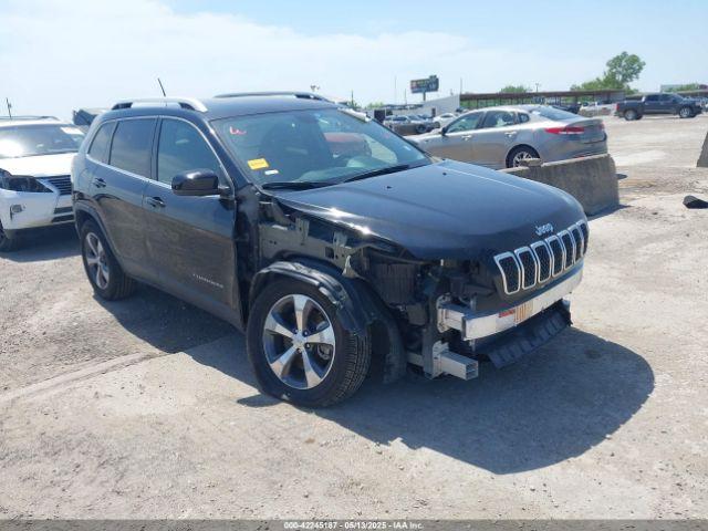  Salvage Jeep Cherokee