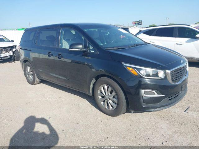  Salvage Kia Sedona