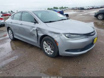  Salvage Chrysler 200