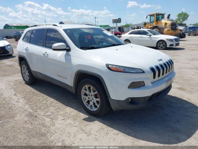  Salvage Jeep Cherokee