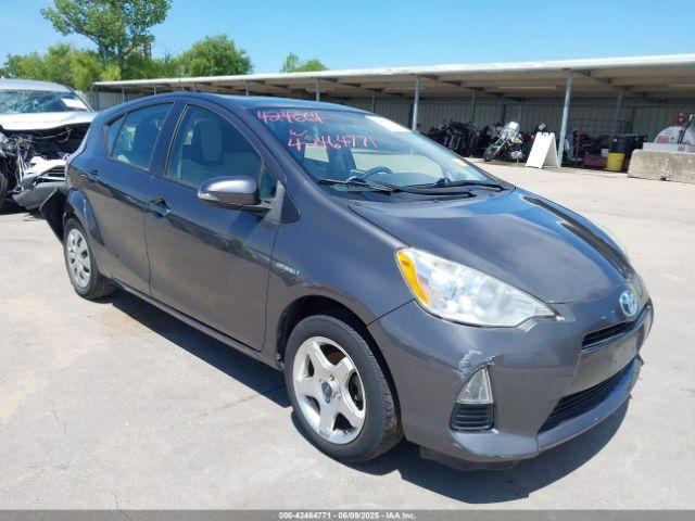  Salvage Toyota Prius c