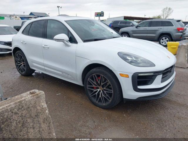  Salvage Porsche Macan