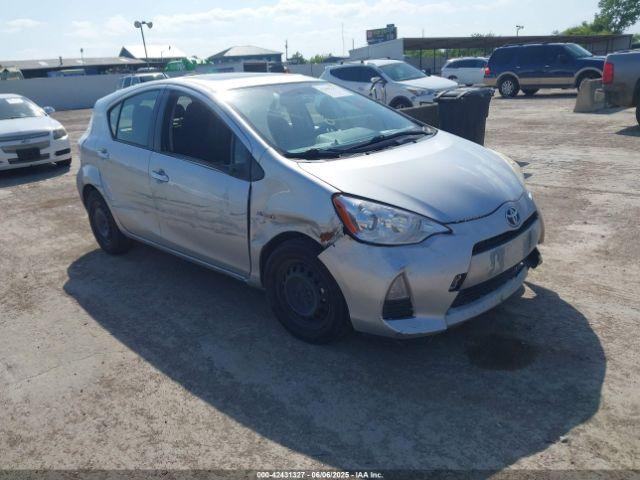  Salvage Toyota Prius c