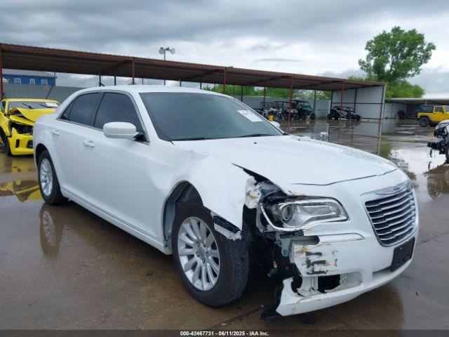  Salvage Chrysler 300