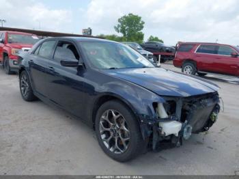  Salvage Chrysler 300