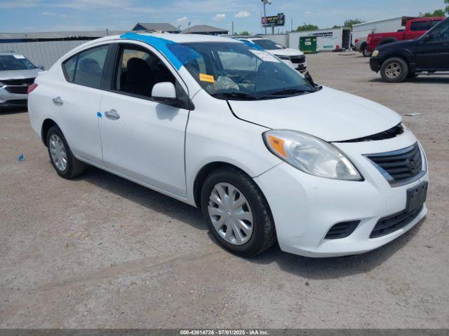  Salvage Nissan Versa