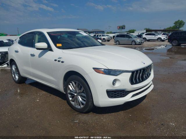  Salvage Maserati Levante