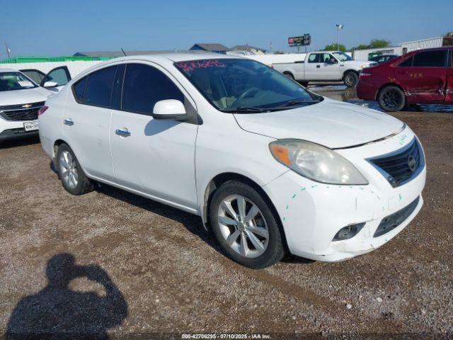  Salvage Nissan Versa