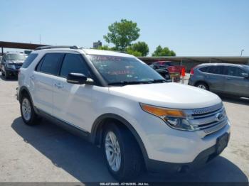  Salvage Ford Explorer
