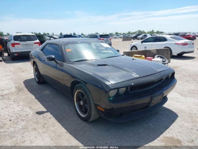  Salvage Dodge Challenger
