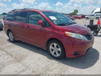  Salvage Toyota Sienna