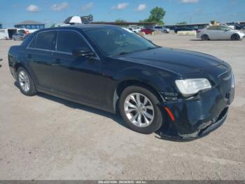  Salvage Chrysler 300