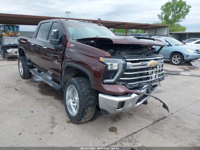  Salvage Chevrolet Silverado 2500
