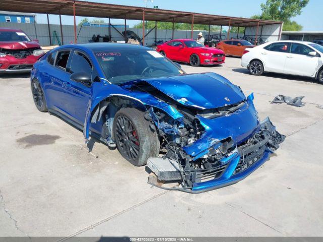  Salvage Porsche Panamera