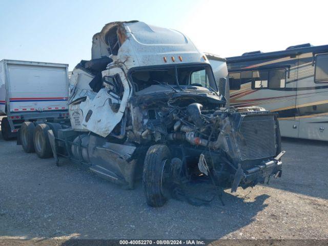  Salvage Freightliner Cascadia 125