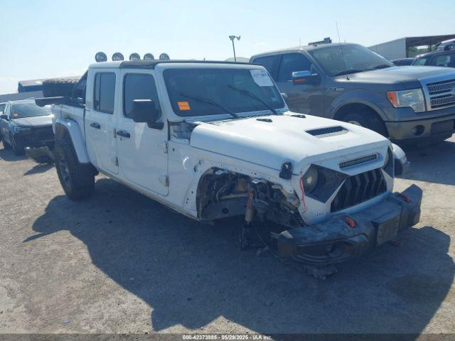  Salvage Jeep Gladiator
