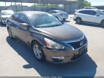  Salvage Nissan Altima