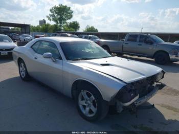  Salvage Dodge Challenger