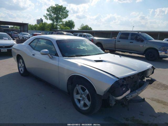  Salvage Dodge Challenger