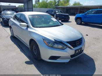  Salvage Nissan Altima