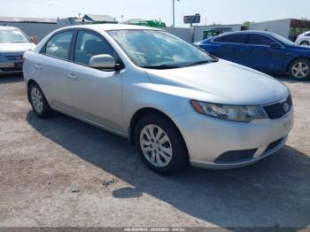  Salvage Kia Forte