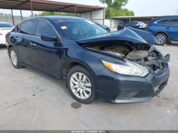  Salvage Nissan Altima