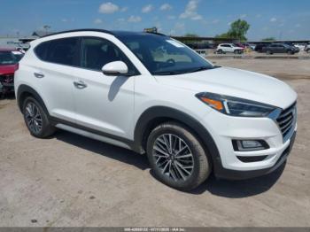  Salvage Hyundai TUCSON