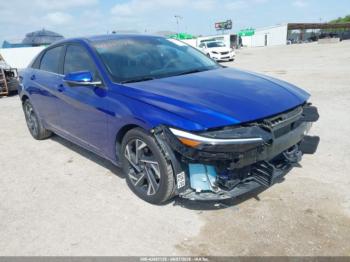  Salvage Hyundai ELANTRA
