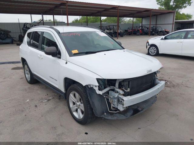  Salvage Jeep Compass