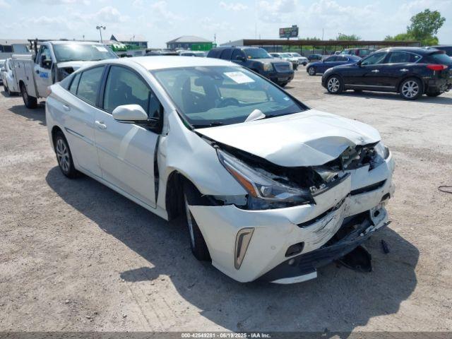  Salvage Toyota Prius