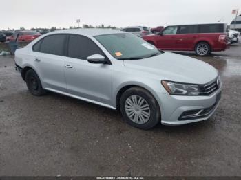  Salvage Volkswagen Passat