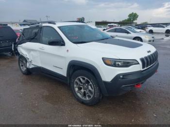  Salvage Jeep Cherokee