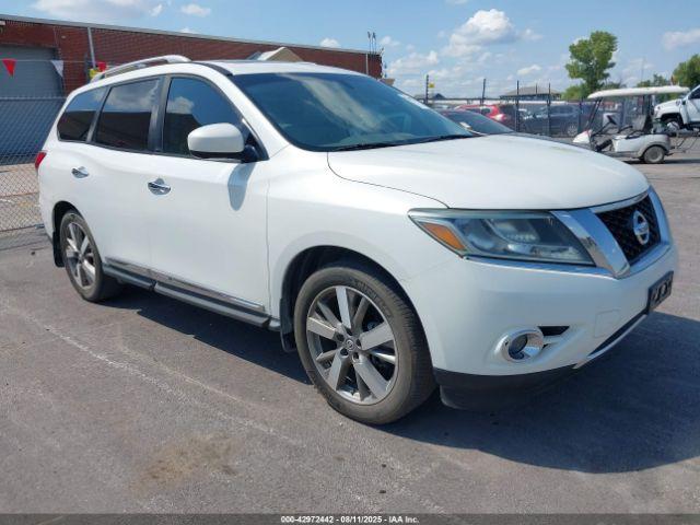  Salvage Nissan Pathfinder