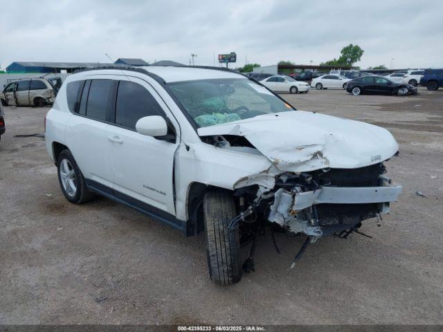  Salvage Jeep Compass