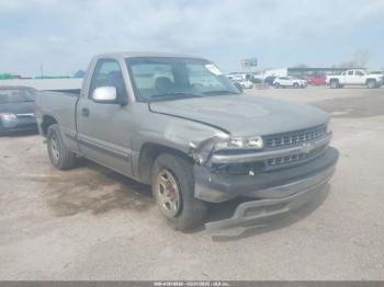  Salvage Chevrolet Silverado 1500