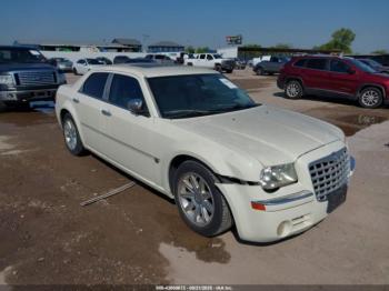 Salvage Chrysler 300c