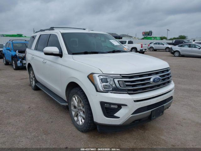  Salvage Ford Expedition