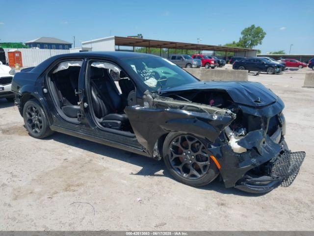  Salvage Chrysler 300