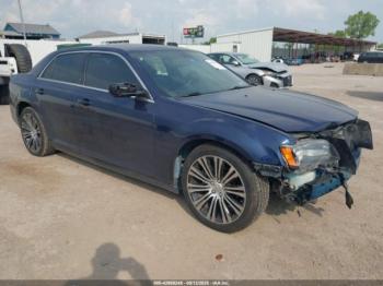  Salvage Chrysler 300