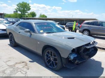  Salvage Dodge Challenger
