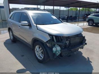  Salvage Kia Sorento