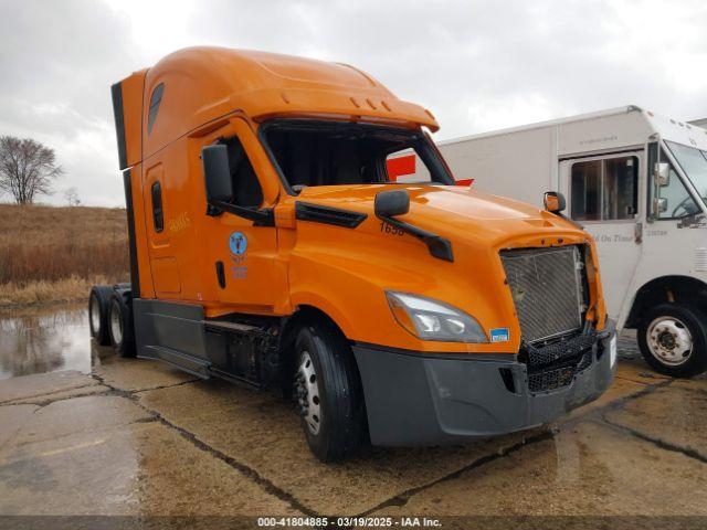  Salvage Freightliner New Cascadia 126