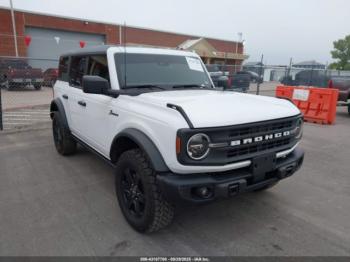  Salvage Ford Bronco