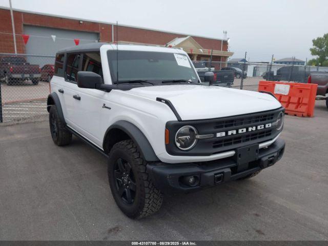  Salvage Ford Bronco