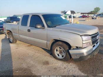  Salvage Chevrolet Silverado 1500