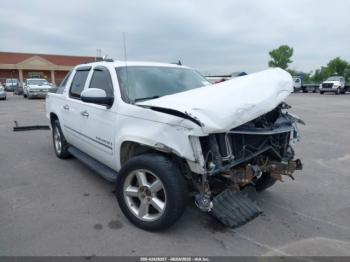  Salvage Chevrolet Avalanche 1500