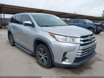  Salvage Toyota Highlander