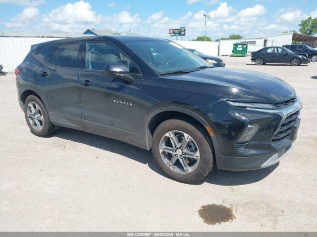  Salvage Chevrolet Blazer
