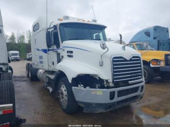 Salvage Mack 600