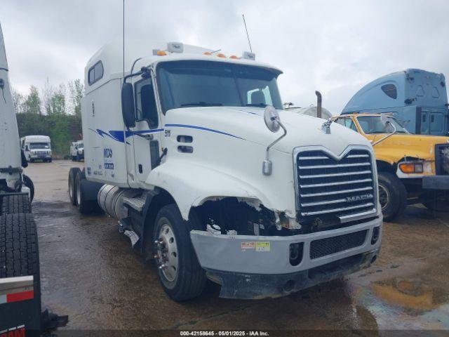  Salvage Mack 600